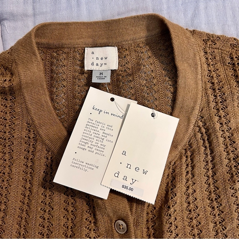 a new day Women’s Cropped Brown Button-Up Cardigan Sz M - Picture 4 of 6